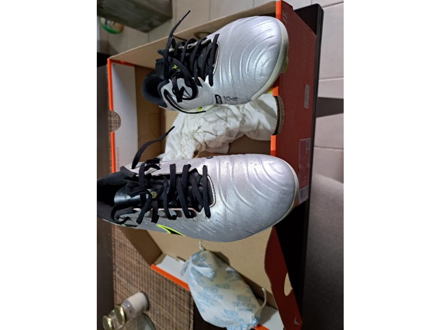 Botines Nike Tiempo Legend Academy