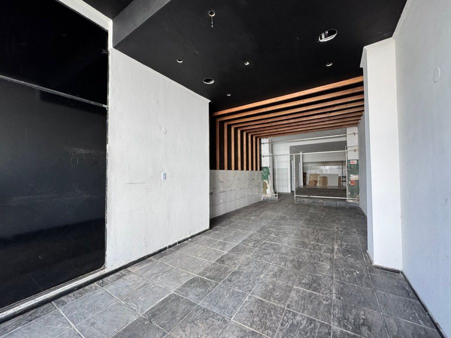 SE ALQUILA LOCAL COMERCIAL CORRIENTES 161