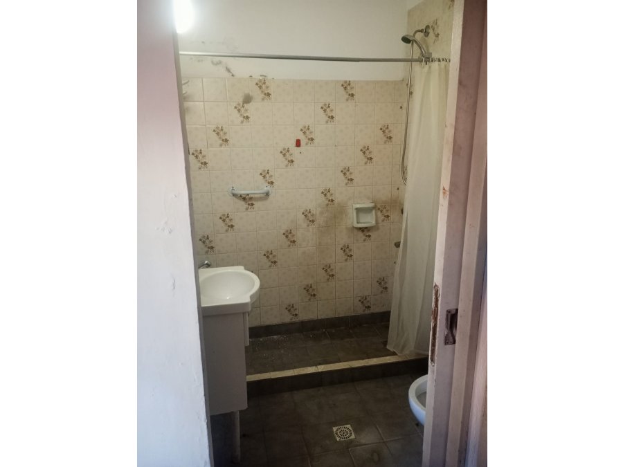 🏡✨ **CASA EN VENTA – A REFACCIONAR / MODERNIZAR** ✨