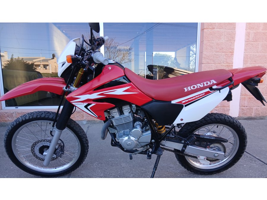 Tornado 250 rojo 4.000km!!! 2023