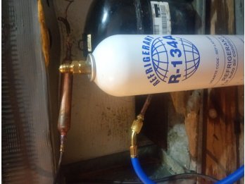reparación de heladeras Frezzer y aires acondicionados.