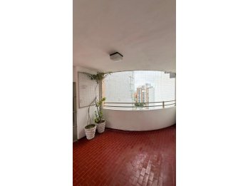 🏢✨ **DEPARTAMENTO EN ALQUILER – FRENTE AL PARQUE** ✨