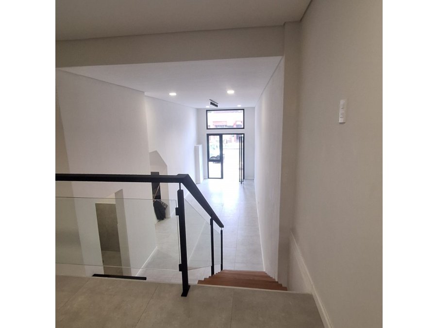 Local Comercial a Estrenar en Alquiler