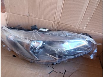 Repuestos Peugeot 308 Óptica y Parrilla nuevas y original