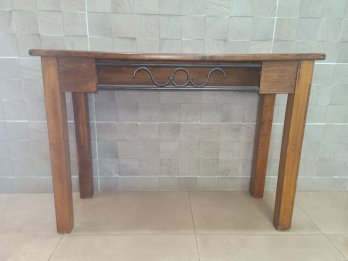 Mesa de Arrime - dressoire $130.000