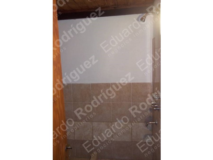 En venta predio con casa - Paraje La Jaula (dpto Diamante E.