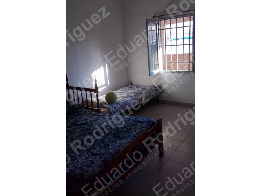 En venta excelente chalet – R.N 18