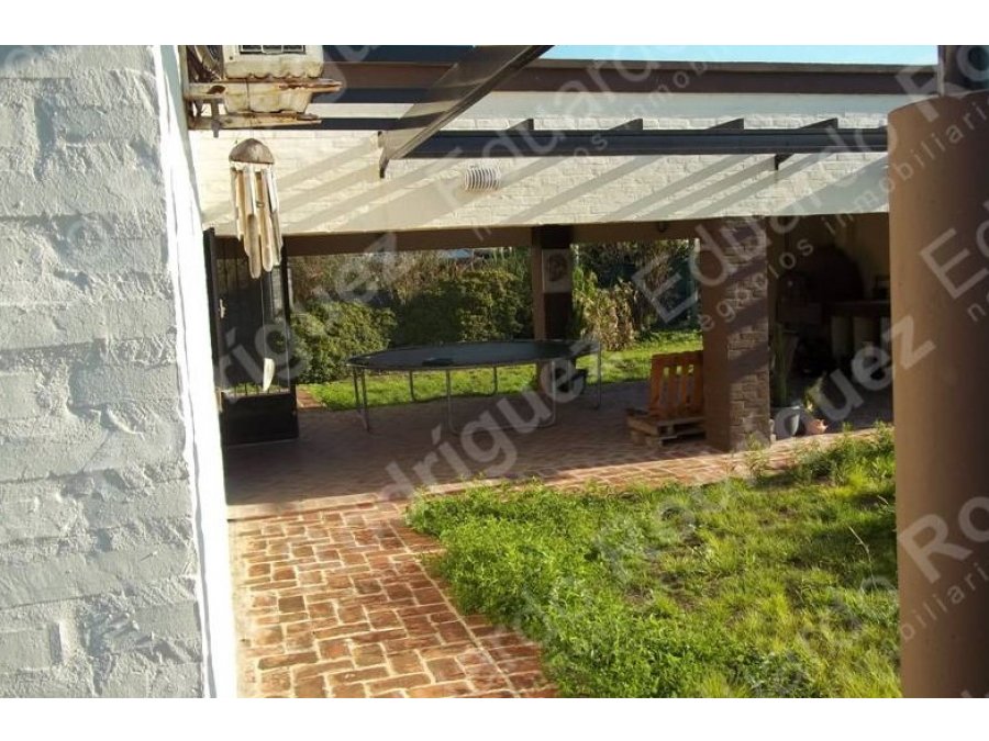 En venta excelente casa quinta – El Molino Ruta Nac18