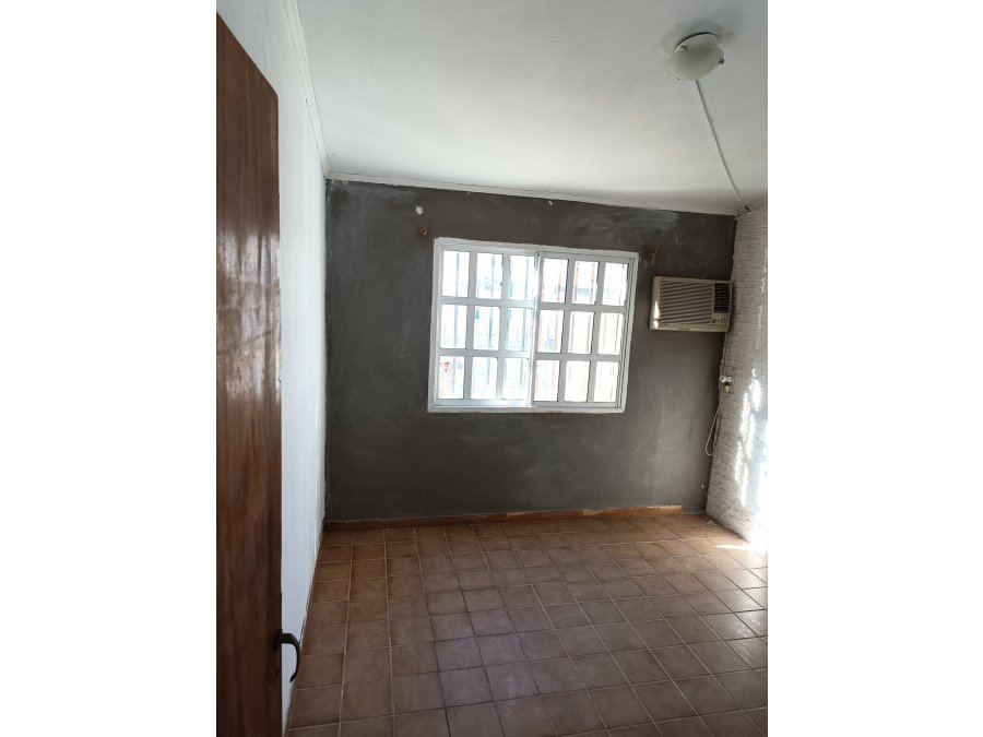 En venta excelente casa tres dormitorios – calle Arroyo Cazu
