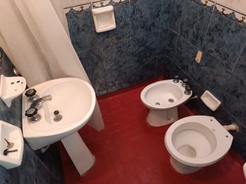 En venta excelente casa tres dormitorios – calle Arroyo Cazu