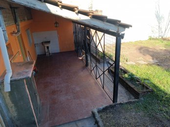 En venta excelente casa tres dormitorios – calle Arroyo Cazu