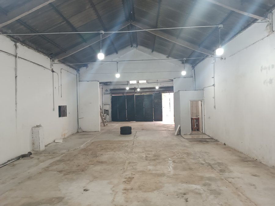 Se alquila galpón zona centro