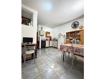 VENTA DUPLEX ALMAFUERTE Y ZANNI USD 42.000