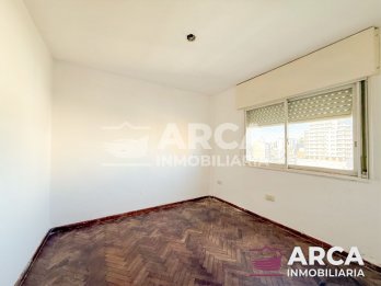 VENDO DEPTO DE 3 DORMITORIOS EN PLENO CENTRO