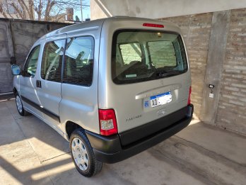 Vendo partner nafta 46 mil km reales
