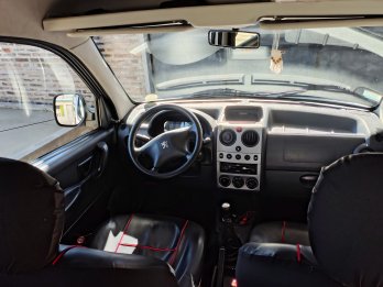Vendo partner nafta 46 mil km reales