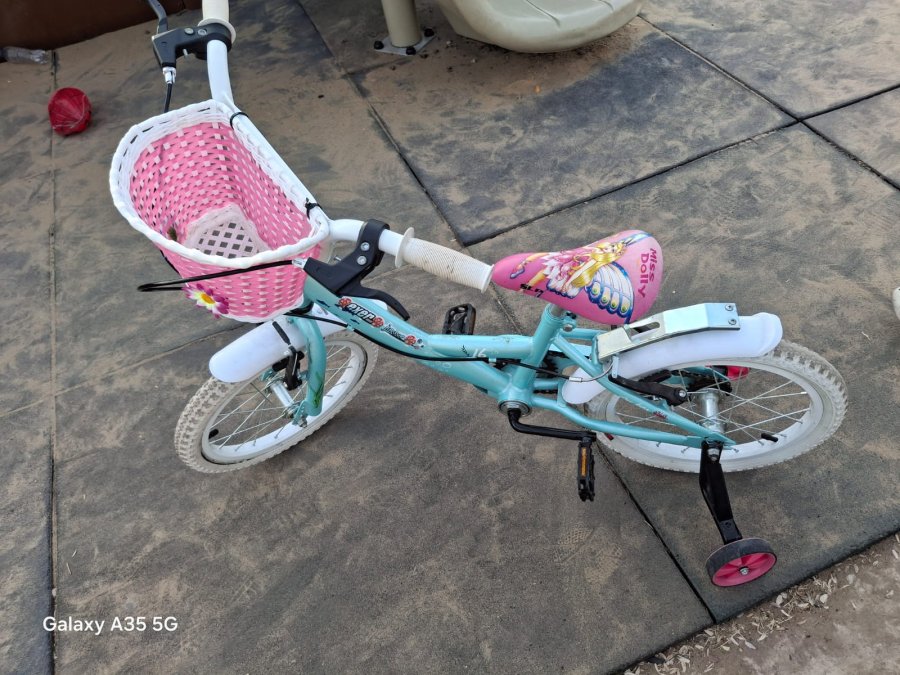 Bici de niña. Rodado16. Muy poco uso