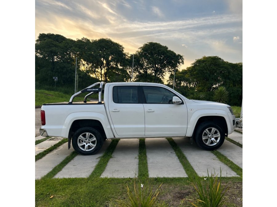 VOLKSWAGEN AMAROK 2.0TD 4X2 DC HIGHLINE 180HP  AÑO 2.013