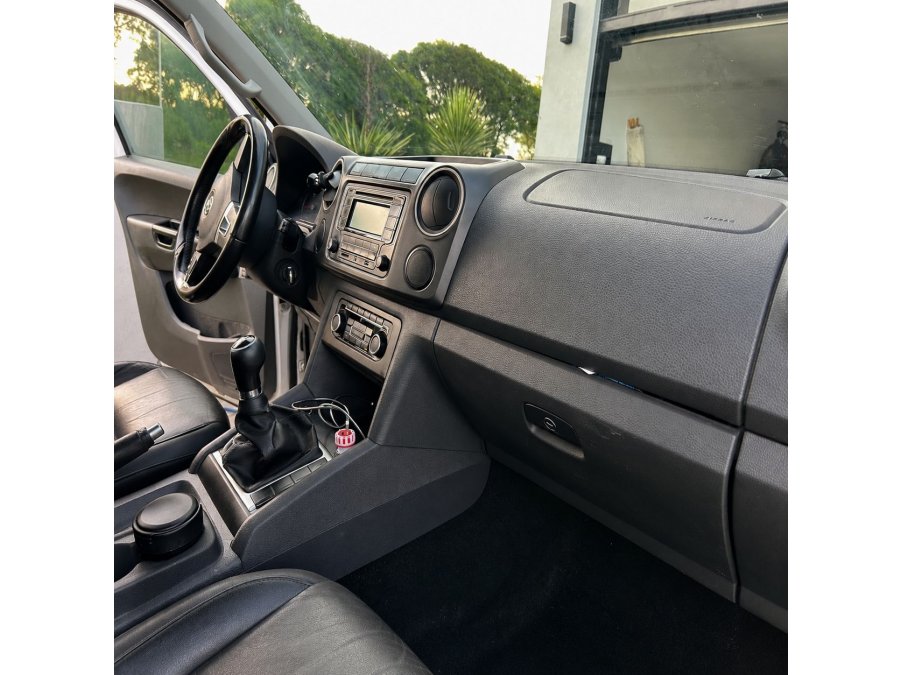 VOLKSWAGEN AMAROK 2.0TD 4X2 DC HIGHLINE 180HP  AÑO 2.013