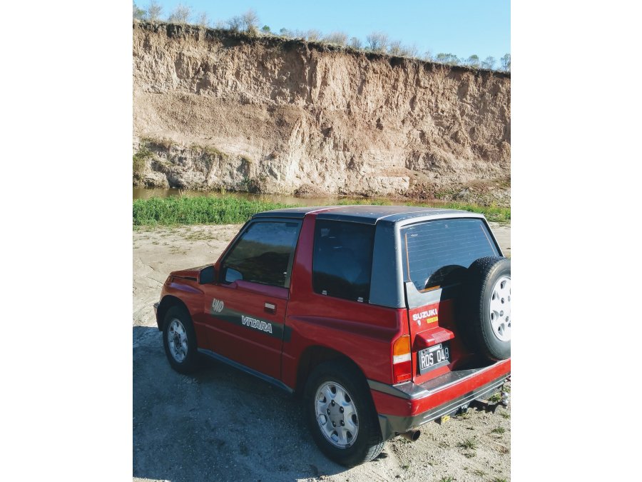 Suzuki Vitara JLX 3p 1.6L nafta 4X4 alta y baja