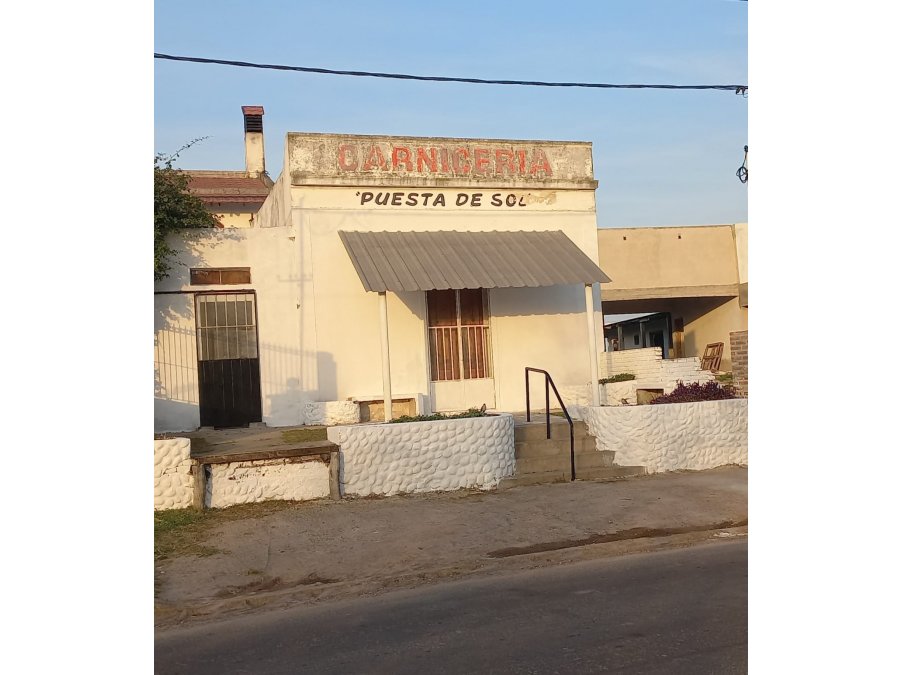 Alquiler de local comercial – Oro Verde (Triangular)