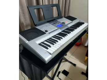 Liquido Teclado Yamaha PSR-295 – 5 octavas