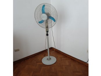Vendo Ventilador de pie, muy buen estado