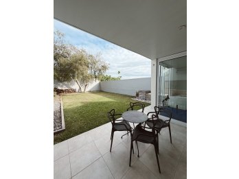 VENTA - LOS ROBLES ZONA LA TOMA