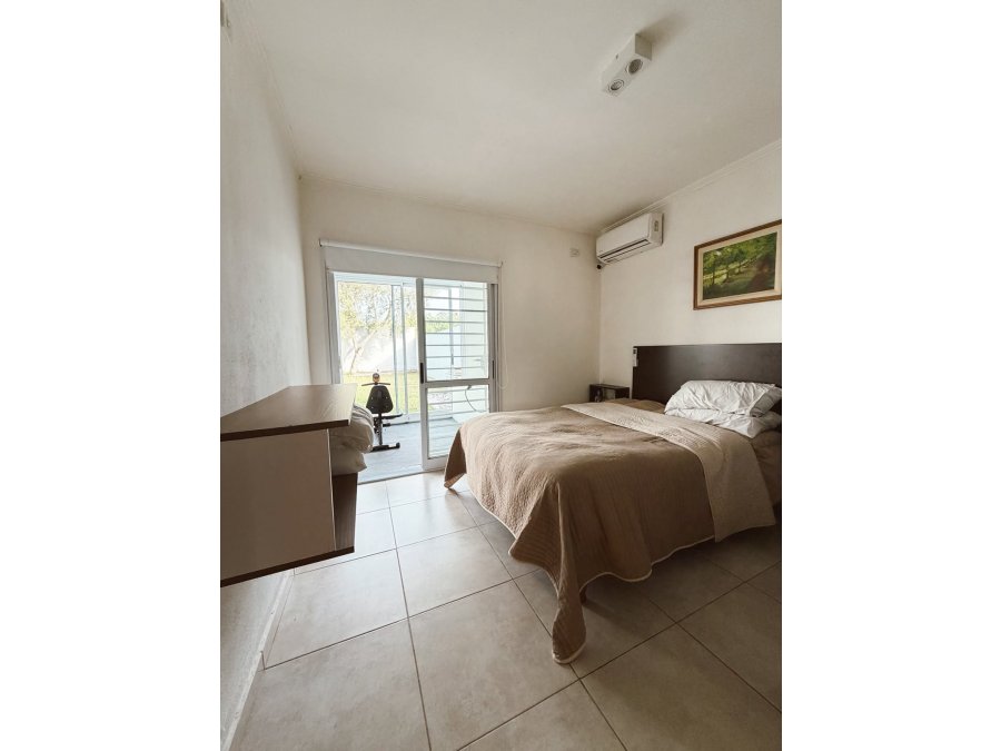 VENTA - LOS ROBLES ZONA LA TOMA