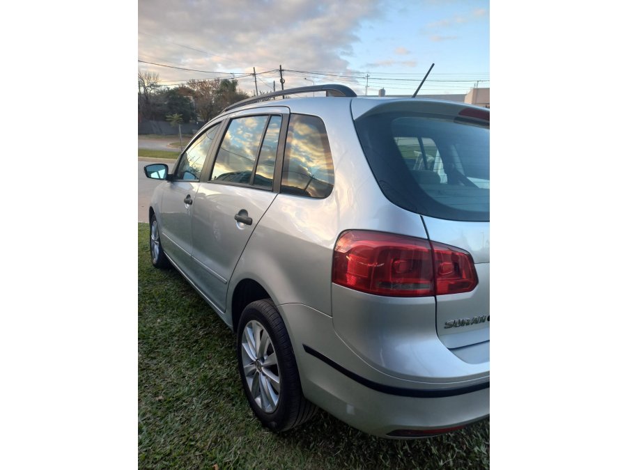 VW SURAN 2011