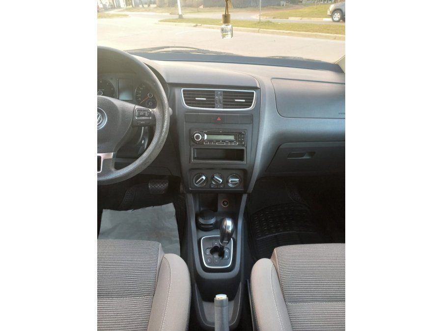 VW SURAN 2011