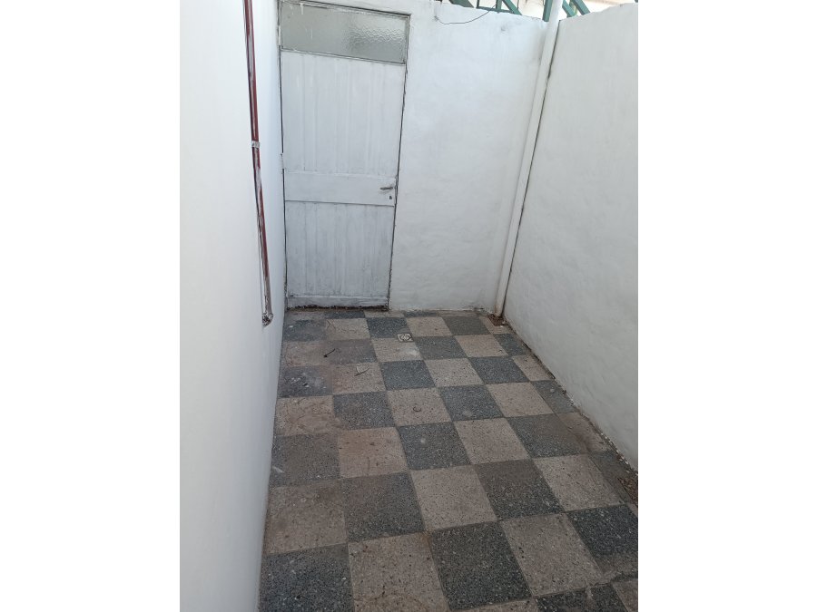 Se alquila excelente dpto. – planta baja