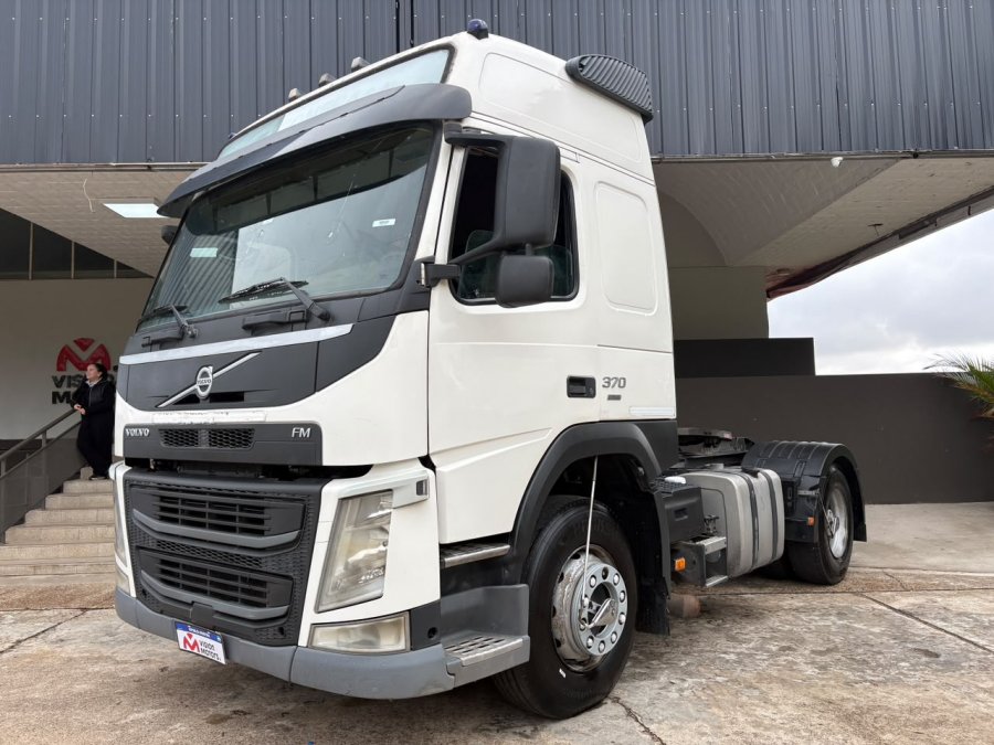 VOLVO FM 370 4X2 T
