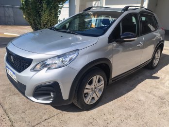 Vendo Peugeot 2008 1.6 Allure