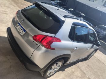 Vendo Peugeot 2008 1.6 Allure
