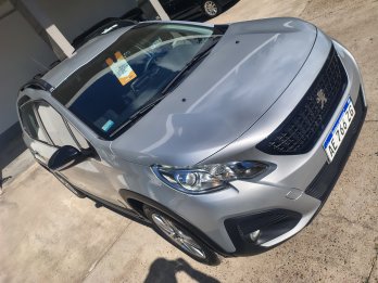 Vendo Peugeot 2008 1.6 Allure
