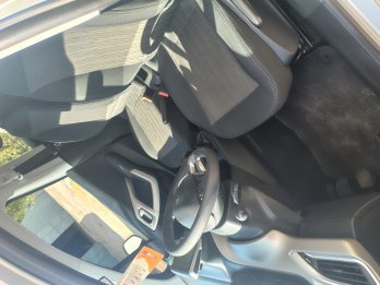 Vendo Peugeot 2008 1.6 Allure