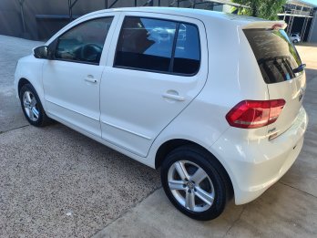 Vendó Volkswagen Fox Confortline 1.6 MSI