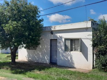 Vende casa zona Base Aerea oportunidad