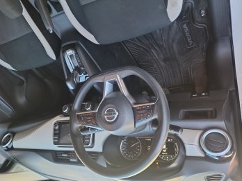 Vendo Nissan Versa Advance CVT