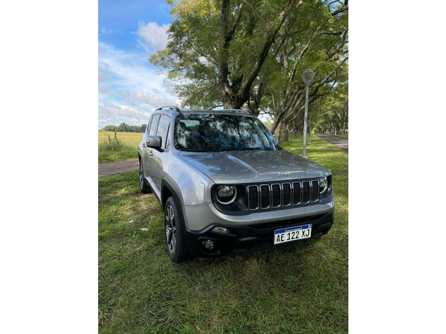 VENDO JEEP RENEGADE LONGITUDE -  1.8 Nafta - Mod.2020