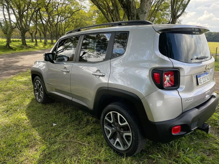 VENDO JEEP RENEGADE LONGITUDE -  1.8 Nafta - Mod.2020