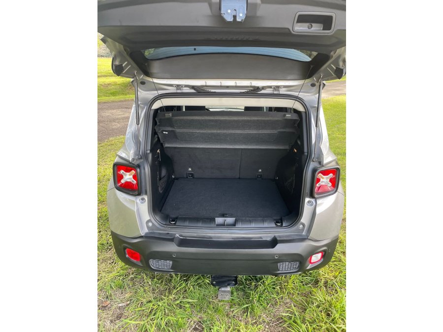 VENDO JEEP RENEGADE LONGITUDE -  1.8 Nafta - Mod.2020