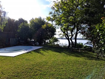 Exclusiva casa con pileta y vista al rio en Villa Urquiza