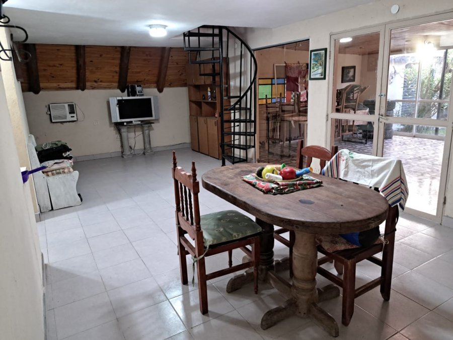 Exclusiva casa con pileta y vista al rio en Villa Urquiza