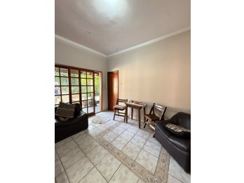 Zona Plaza Italia – Casa en Venta