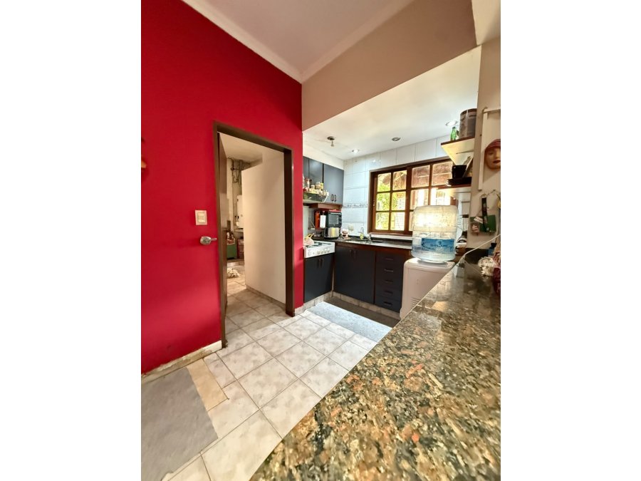 Zona Plaza Italia – Casa en Venta