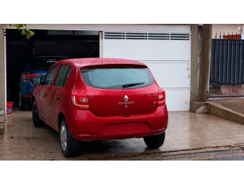 RENAULT SANDERO 1.6 EXPRESSION  AÑO 2.017