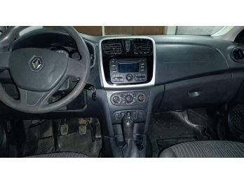RENAULT SANDERO 1.6 EXPRESSION  AÑO 2.017