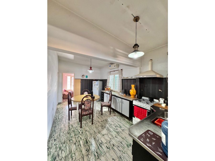 🏡✨ **CASA EN VENTA – AMPLIO TERRENO Y EXCELENTE CALIDAD